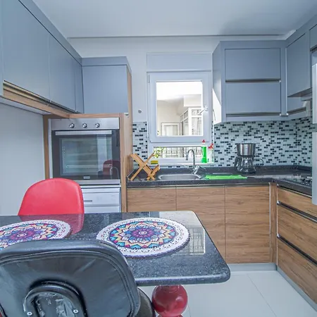 New 1 Bdr Apt In The Best Location 250m.from Beach Apartment Antalya